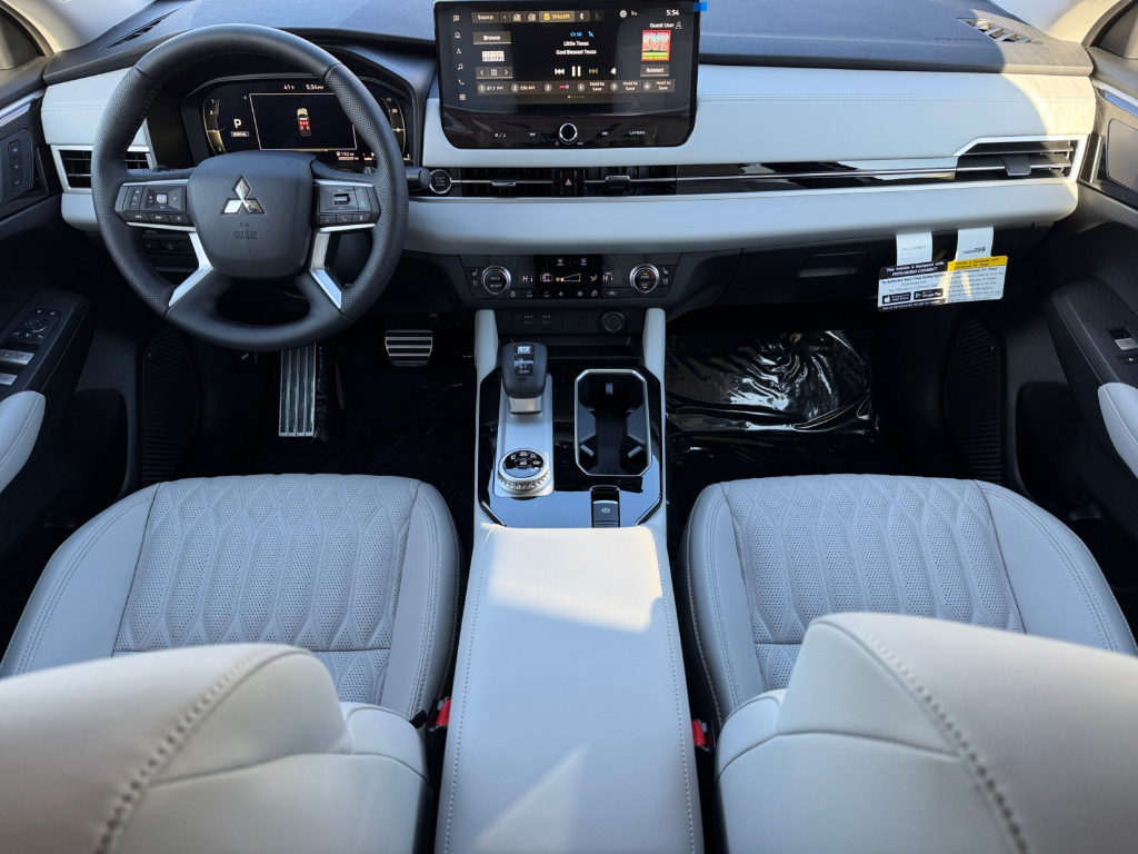 2026 Mitsubishi Outlander