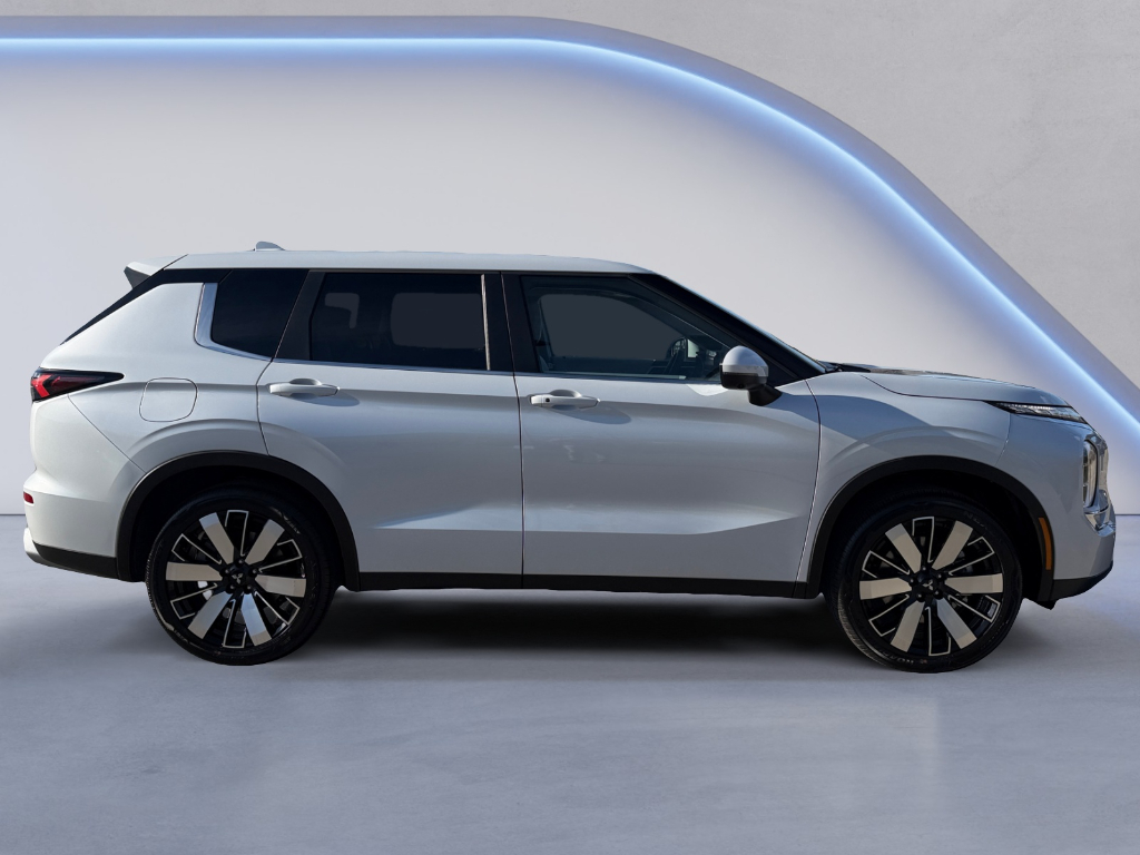 2026 Mitsubishi Outlander