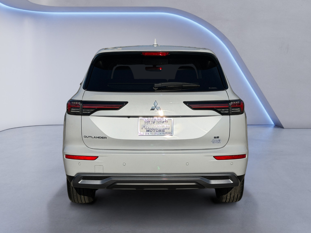 2026 Mitsubishi Outlander