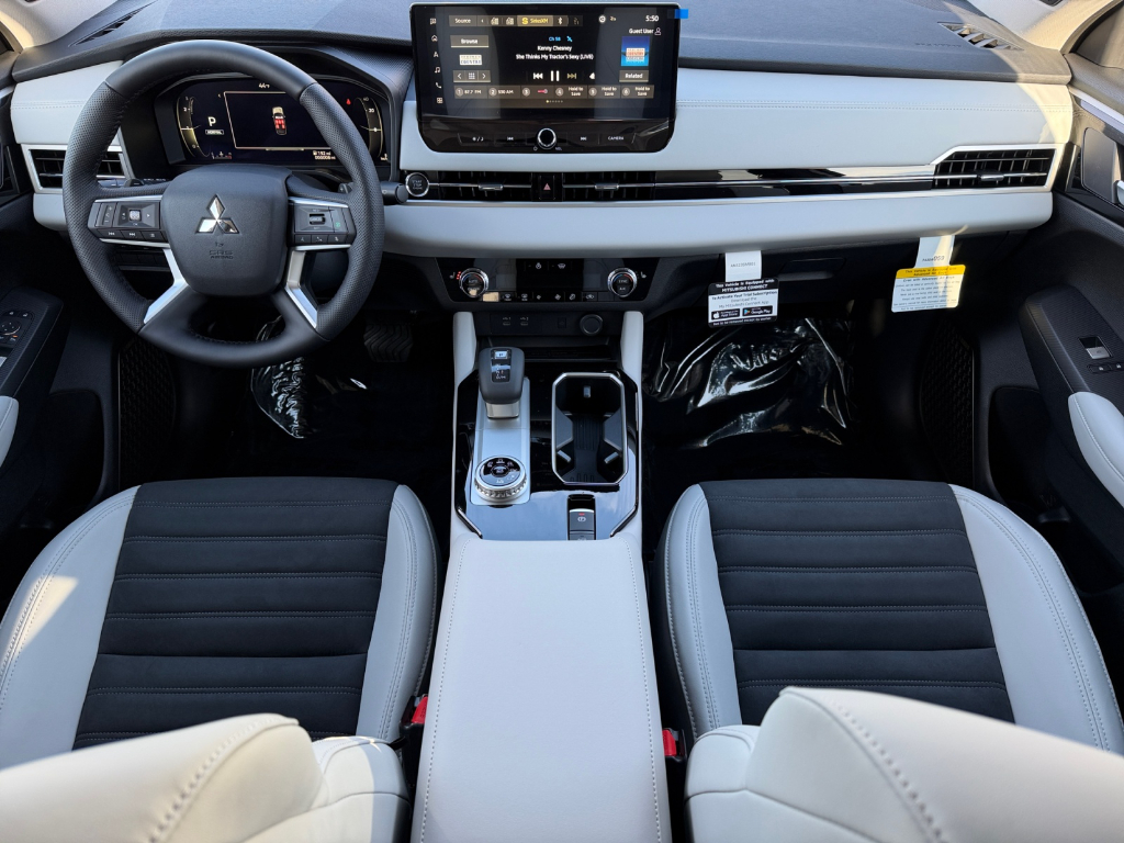 2026 Mitsubishi Outlander
