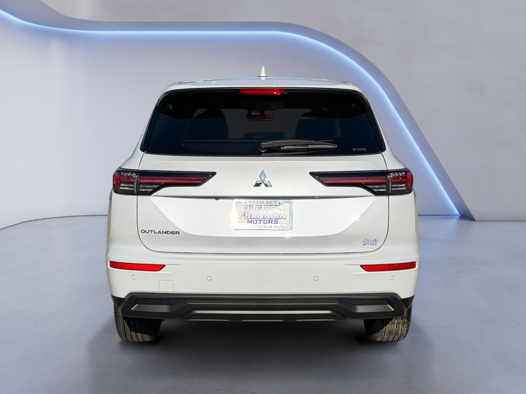 2026 Mitsubishi Outlander