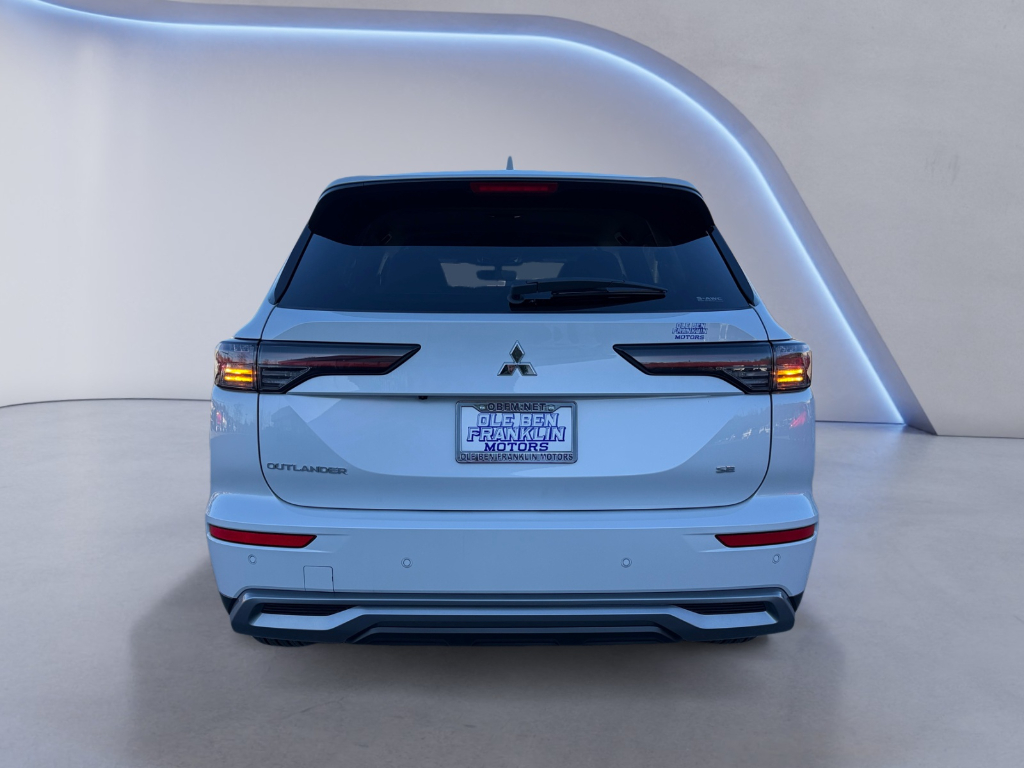 2026 Mitsubishi Outlander