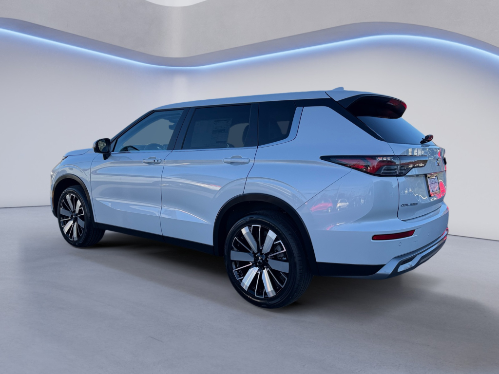 2026 Mitsubishi Outlander