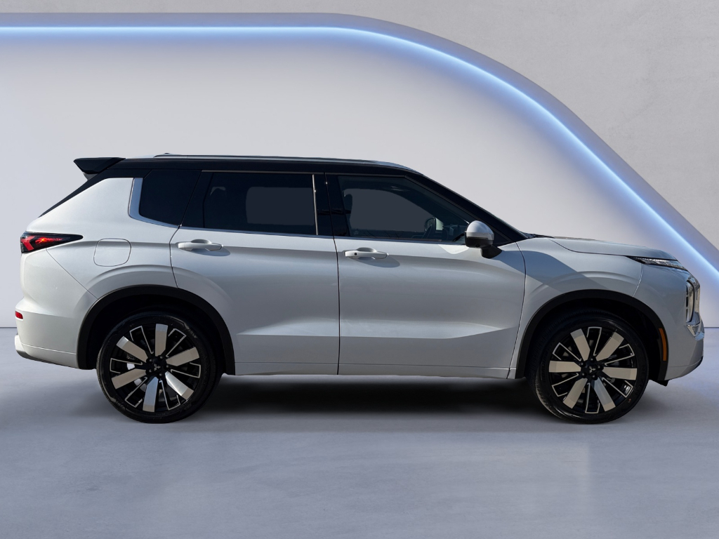 2026 Mitsubishi Outlander