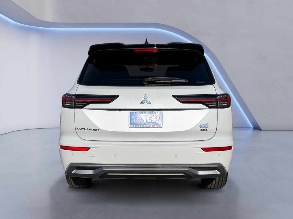 2026 Mitsubishi Outlander