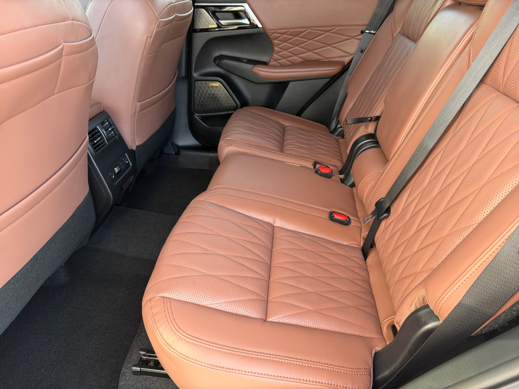 2026 Mitsubishi Outlander