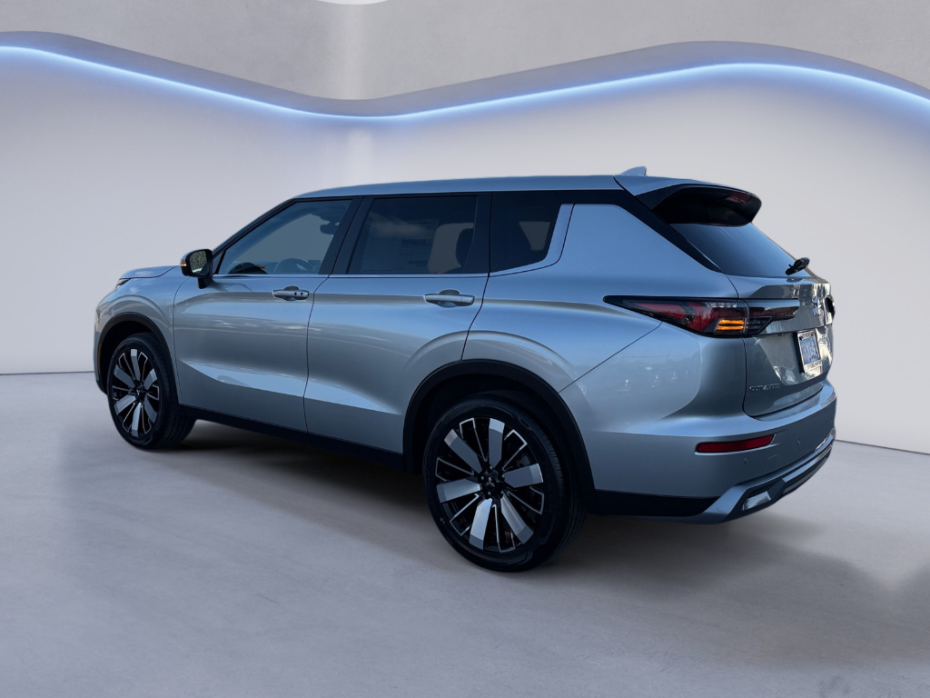 2026 Mitsubishi Outlander