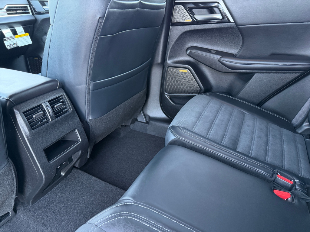 2026 Mitsubishi Outlander