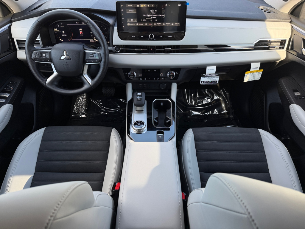 2026 Mitsubishi Outlander