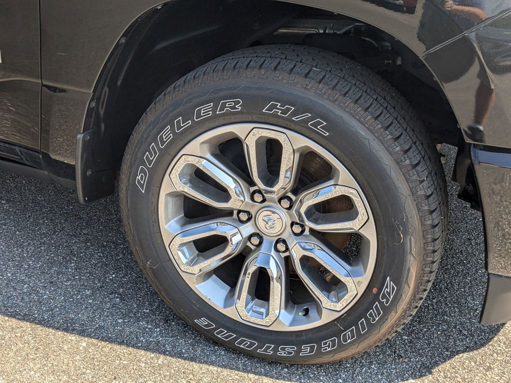 2023 Ram 1500 Laramie - 9