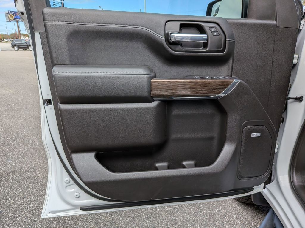 2021 Chevrolet Silverado LT Trail Boss - 11