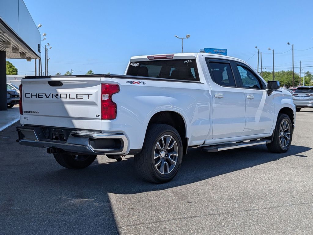 2021 Chevrolet Silverado LT - 2