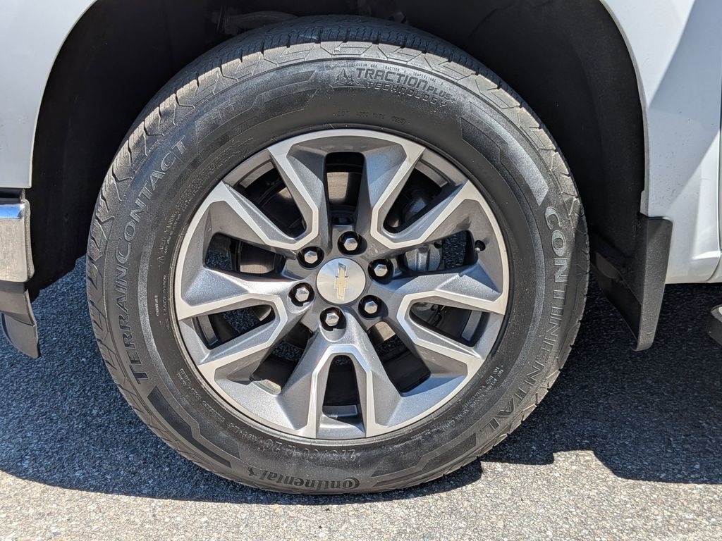2021 Chevrolet Silverado LT - 9