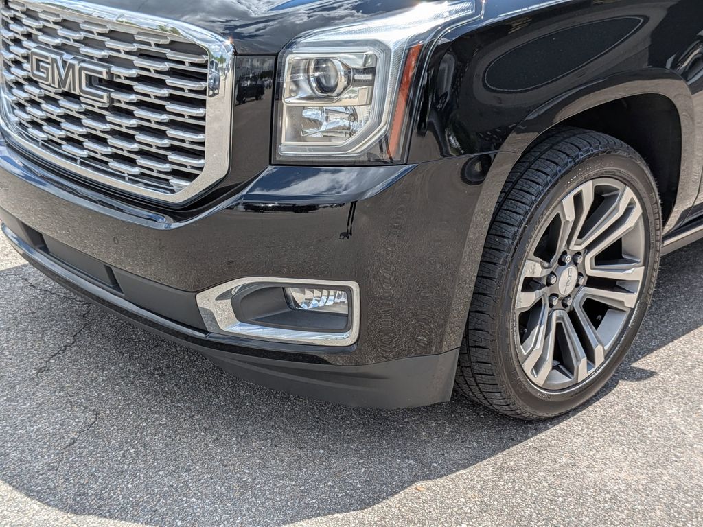 2019 GMC Yukon Denali - 8