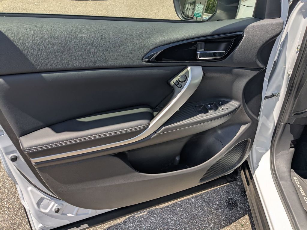 2025 Mitsubishi Eclipse Cross SE - 10