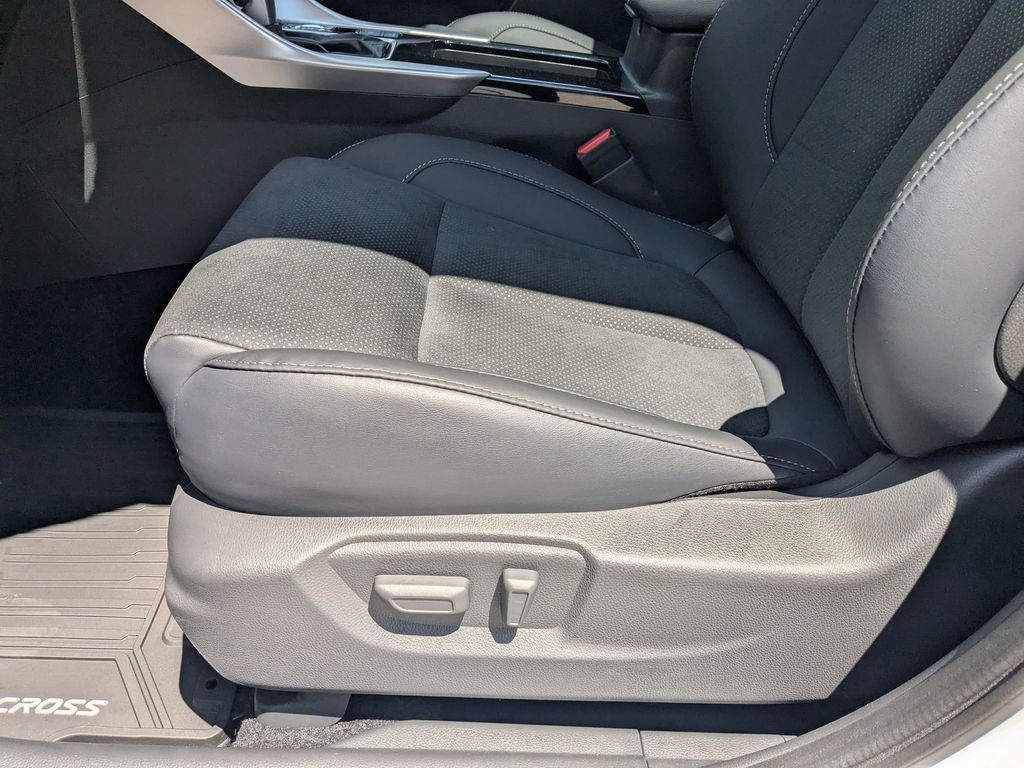2025 Mitsubishi Eclipse Cross SE White Diamond at D&E Mitsubishi