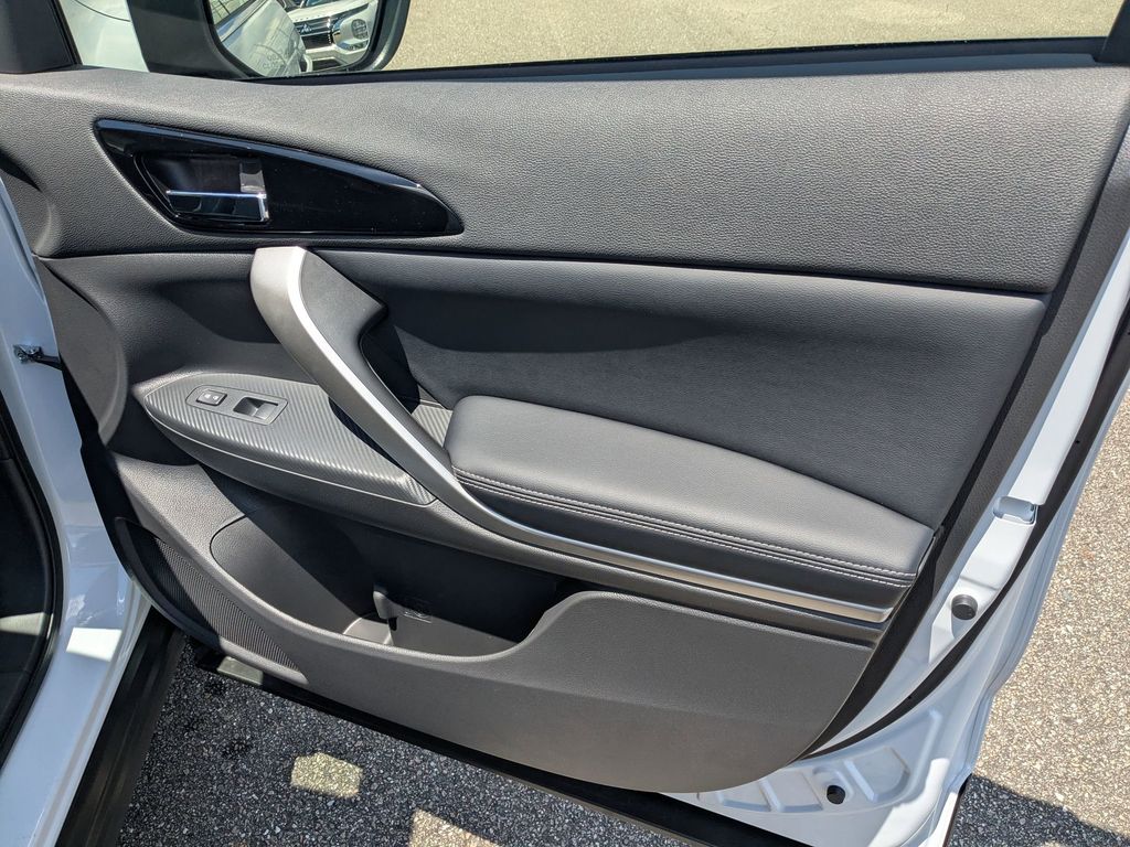 2025 Mitsubishi Eclipse Cross SE White Diamond at D&E Mitsubishi