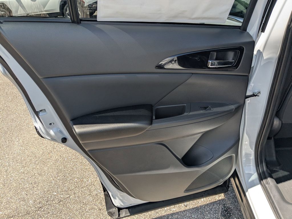 2025 Mitsubishi Eclipse Cross SE White Diamond at D&E Mitsubishi