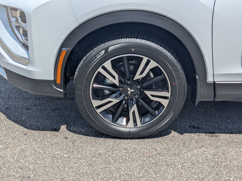 2025 Mitsubishi Eclipse Cross SE - 9