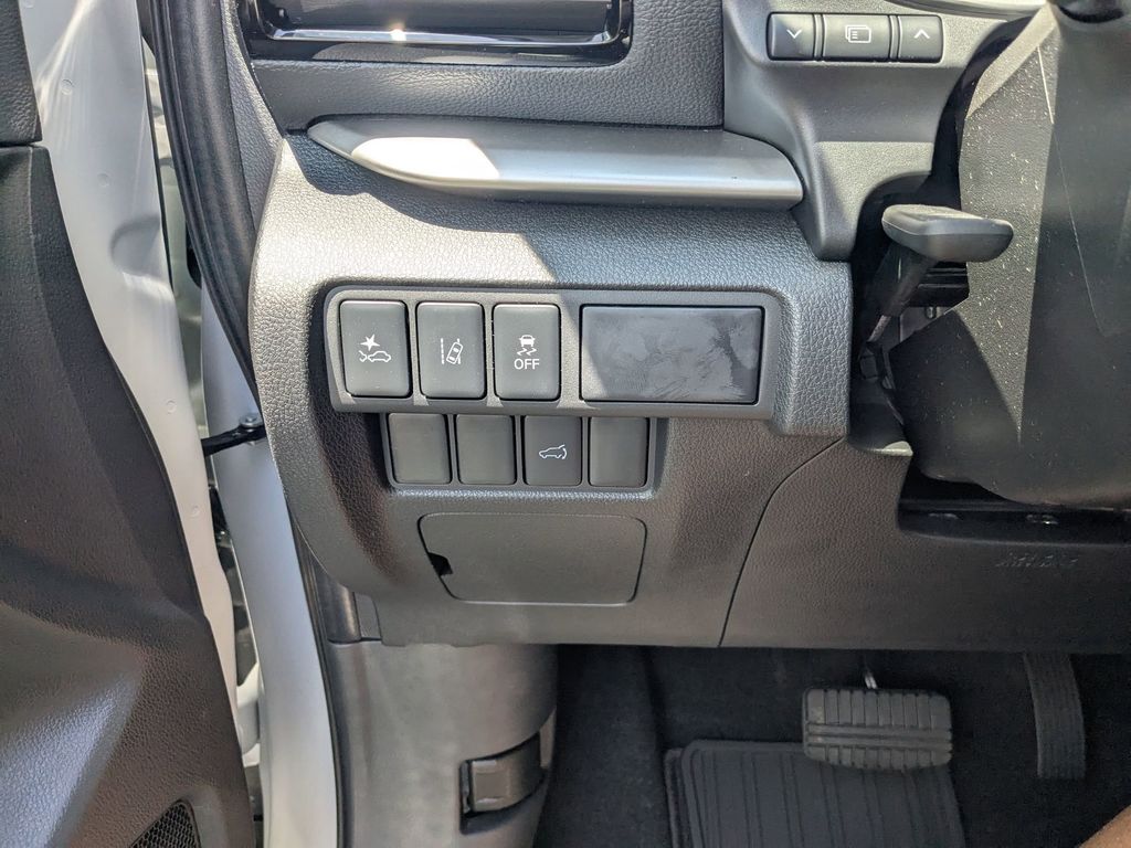 2025 Mitsubishi Eclipse Cross SE White Diamond at D&E Mitsubishi