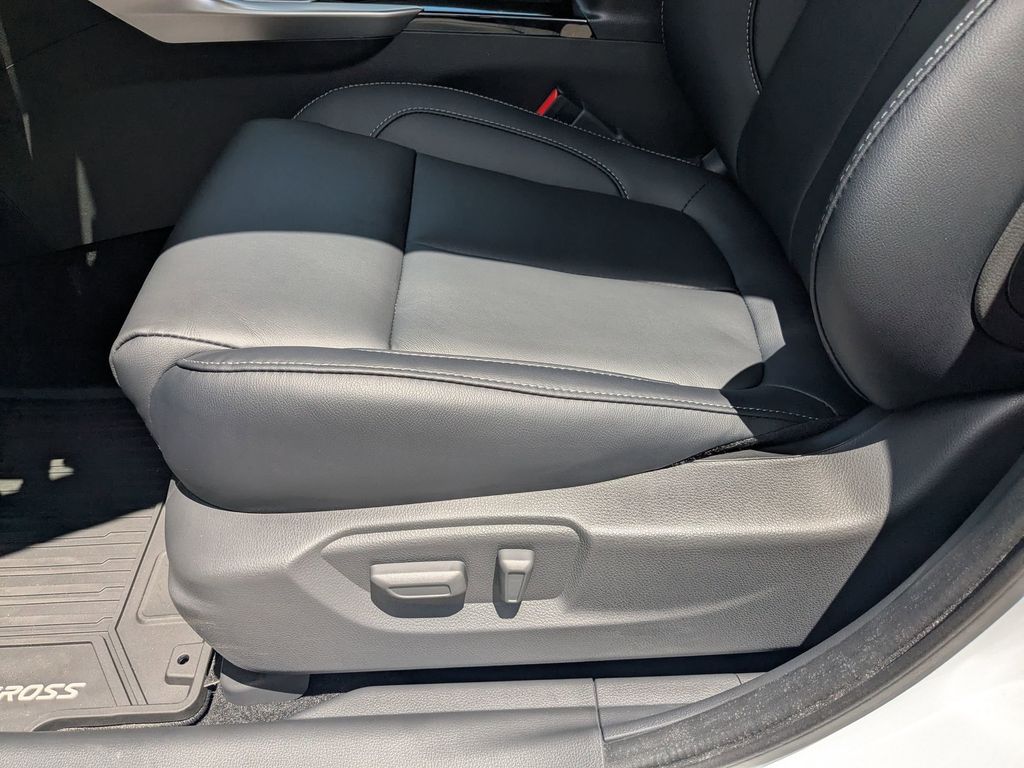 2025 Mitsubishi Eclipse Cross SEL White Diamond at D&E Mitsubishi