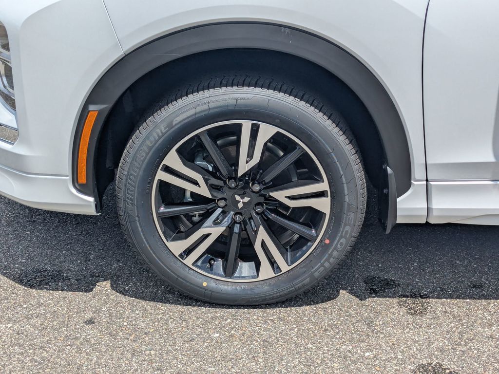 2025 Mitsubishi Eclipse Cross SEL - 9