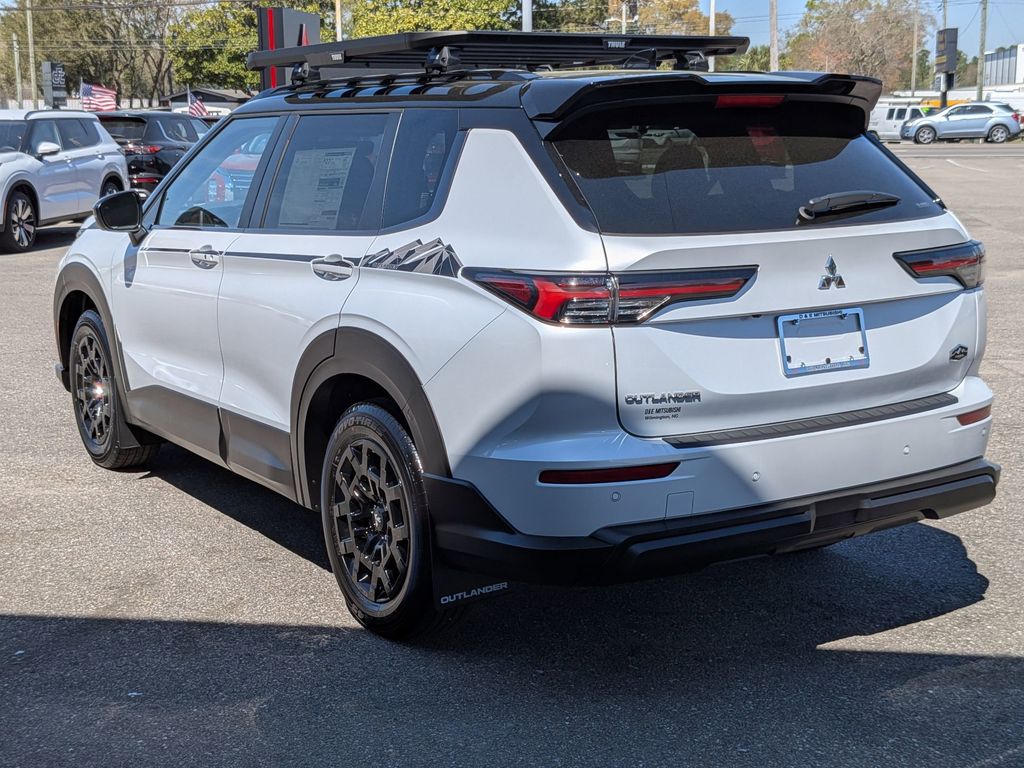 2026 Mitsubishi Outlander Trail Edition - 4