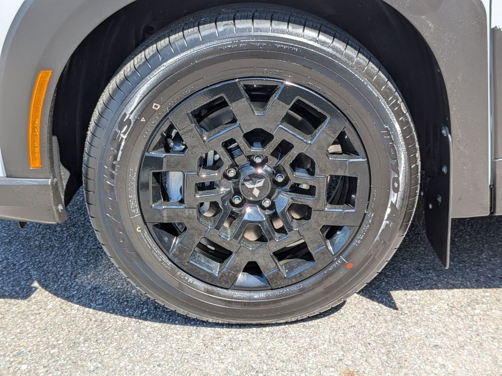 2026 Mitsubishi Outlander Trail Edition - 9