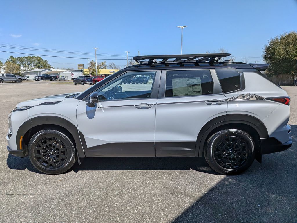 2026 Mitsubishi Outlander Trail Edition - 5