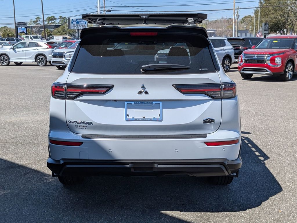 2026 Mitsubishi Outlander Trail Edition - 3