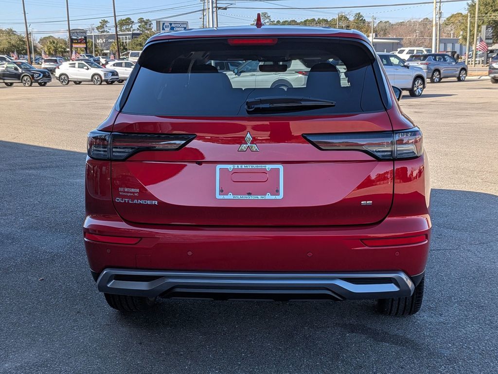 2026 Mitsubishi Outlander SE - 3