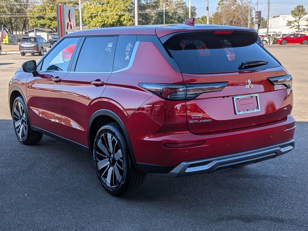 2026 Mitsubishi Outlander SE - 4