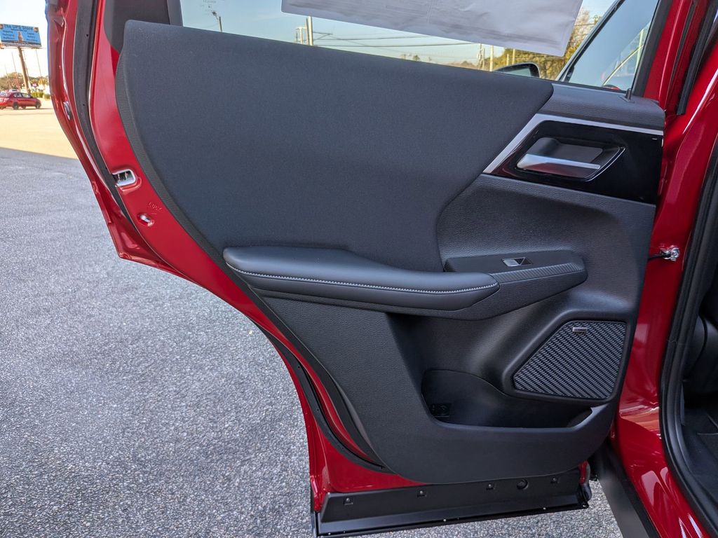 2026 Mitsubishi Outlander ES Red Diamond at D&E Mitsubishi