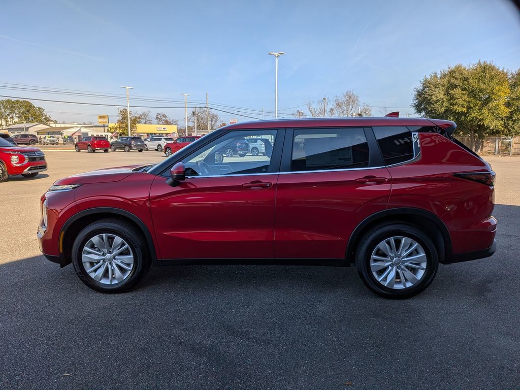 2026 Mitsubishi Outlander ES - 5