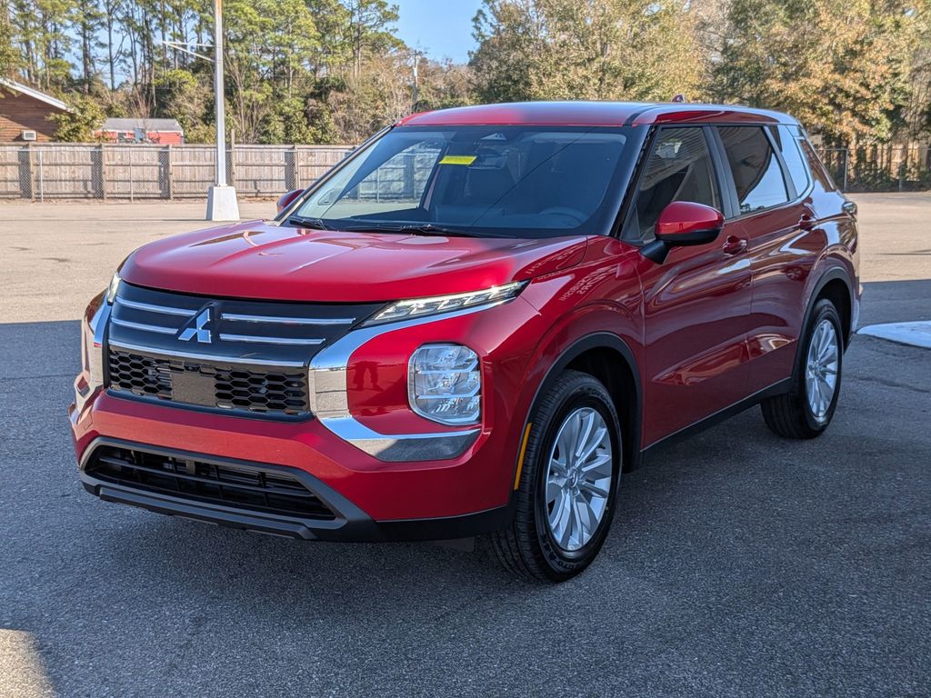 2026 Mitsubishi Outlander ES - 6