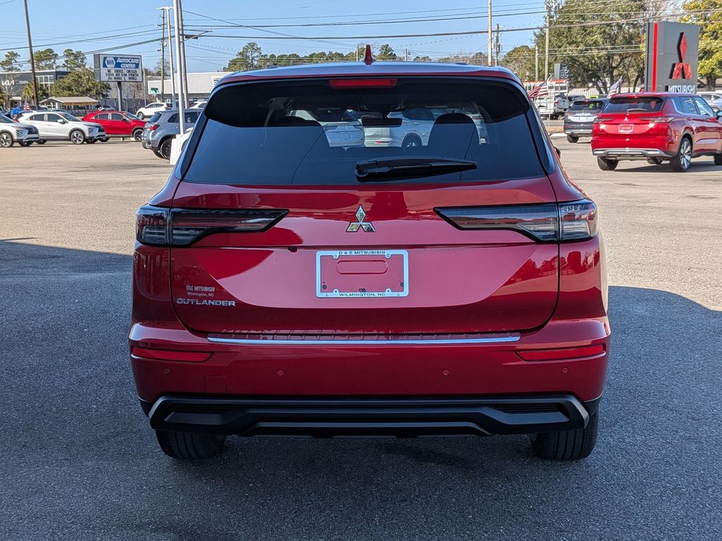 2026 Mitsubishi Outlander ES - 3