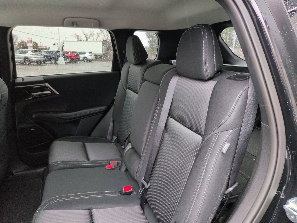 2026 Mitsubishi Outlander ES - 6