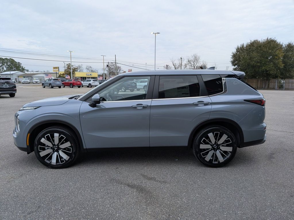 2026 Mitsubishi Outlander SE - 5
