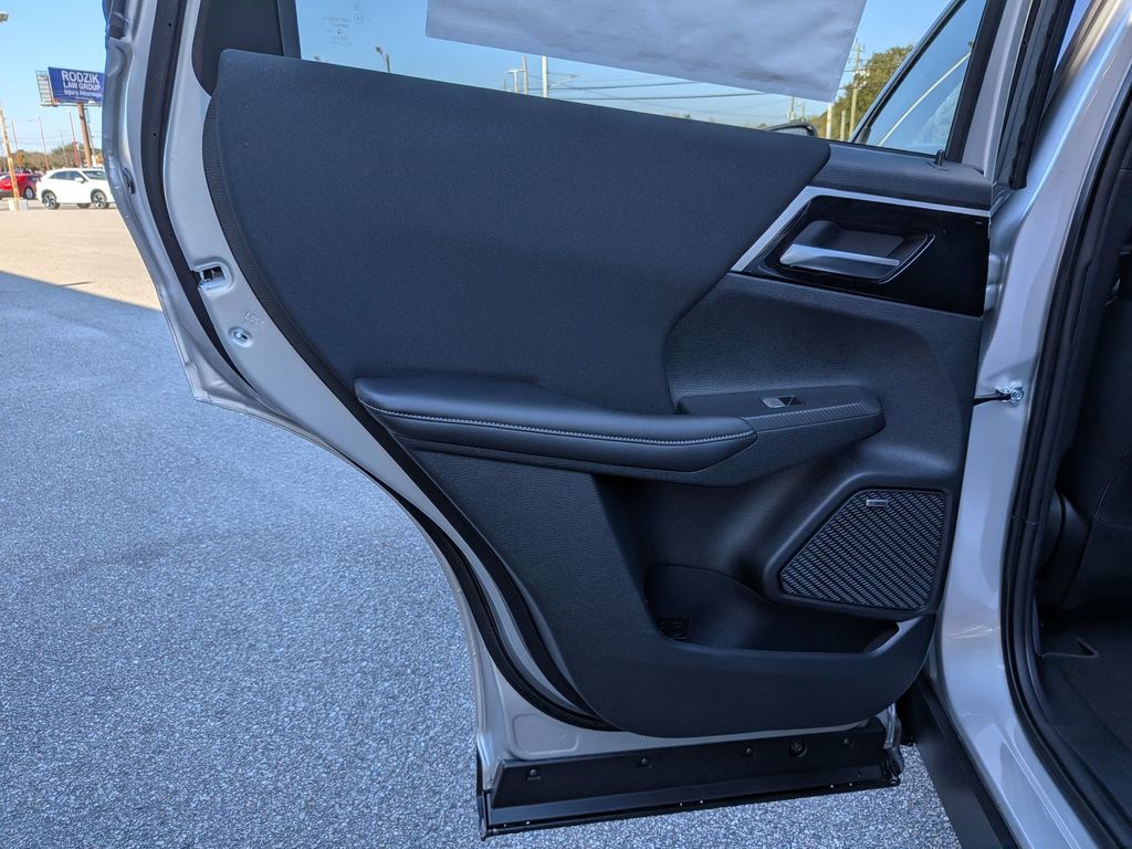 2026 Mitsubishi Outlander ES Alloy Silver Metallic at D&E Mitsubishi