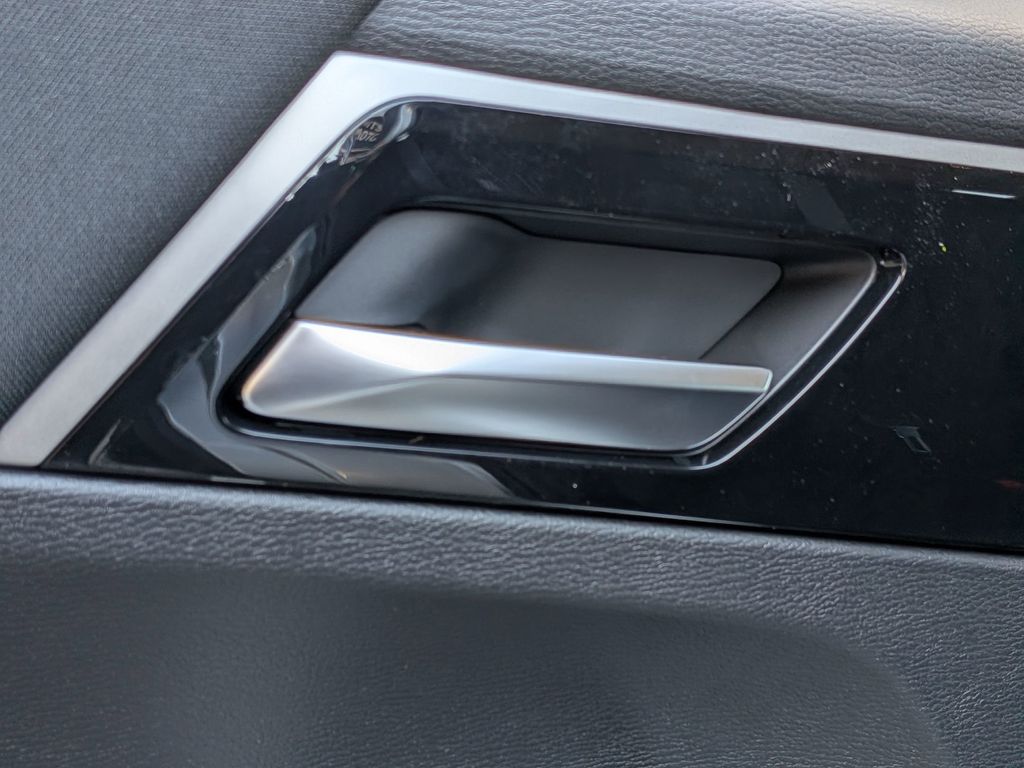 2026 Mitsubishi Outlander ES Alloy Silver Metallic at D&E Mitsubishi
