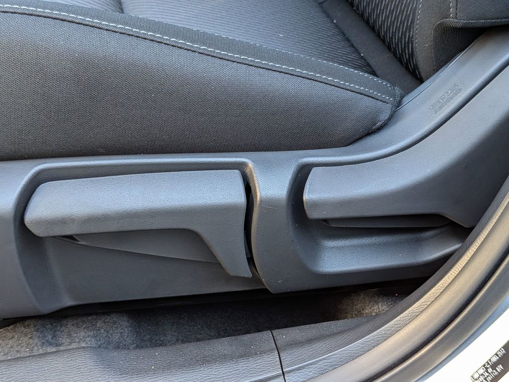 2026 Mitsubishi Outlander ES Alloy Silver Metallic at D&E Mitsubishi