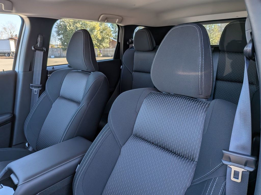 2026 Mitsubishi Outlander ES Alloy Silver Metallic at D&E Mitsubishi