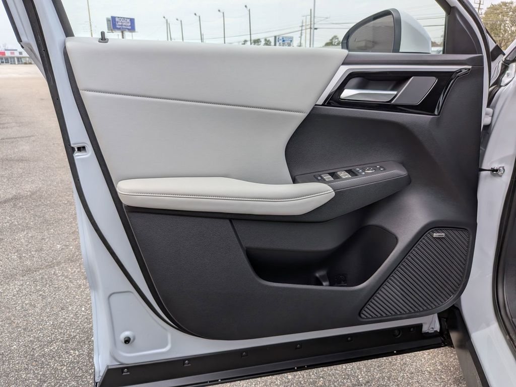 2026 Mitsubishi Outlander SE - 10