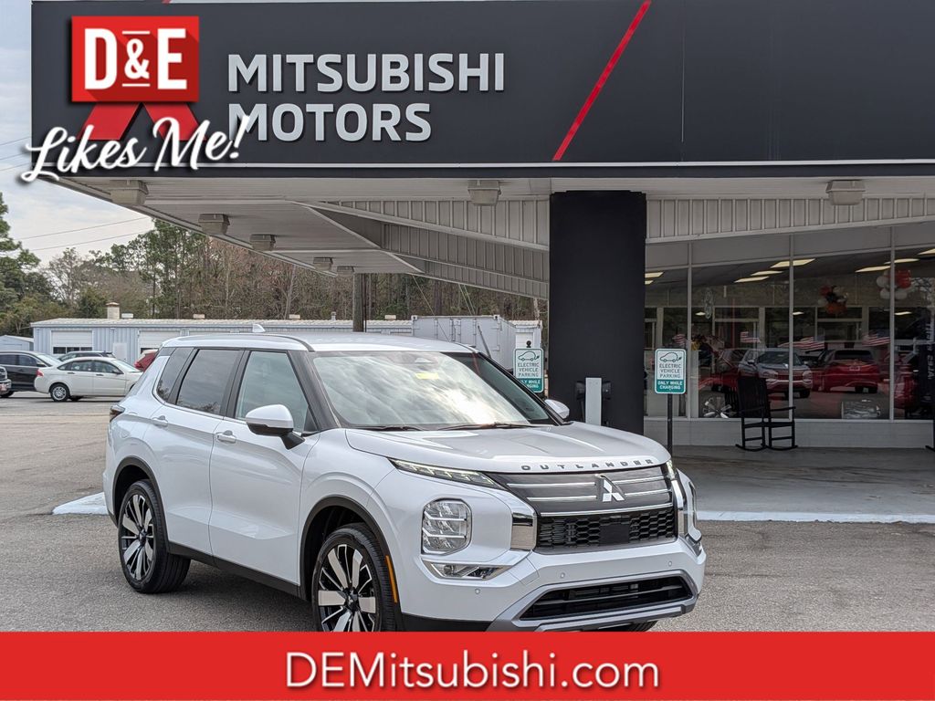 2026 Mitsubishi Outlander SE - 0