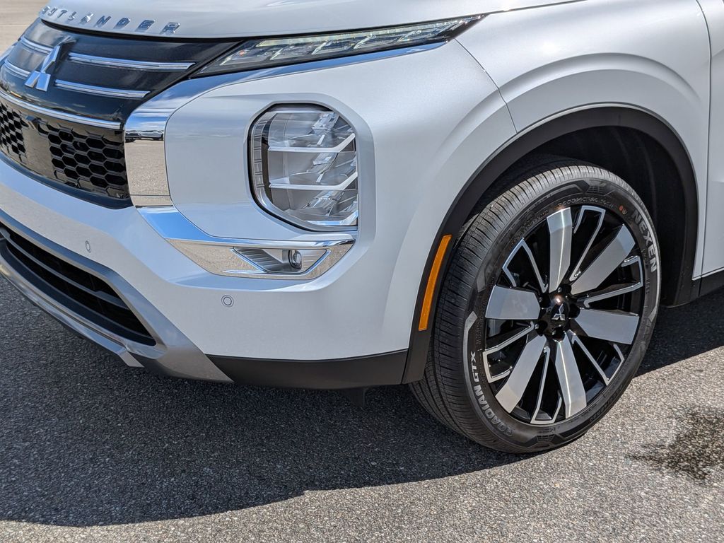 2026 Mitsubishi Outlander SE - 8