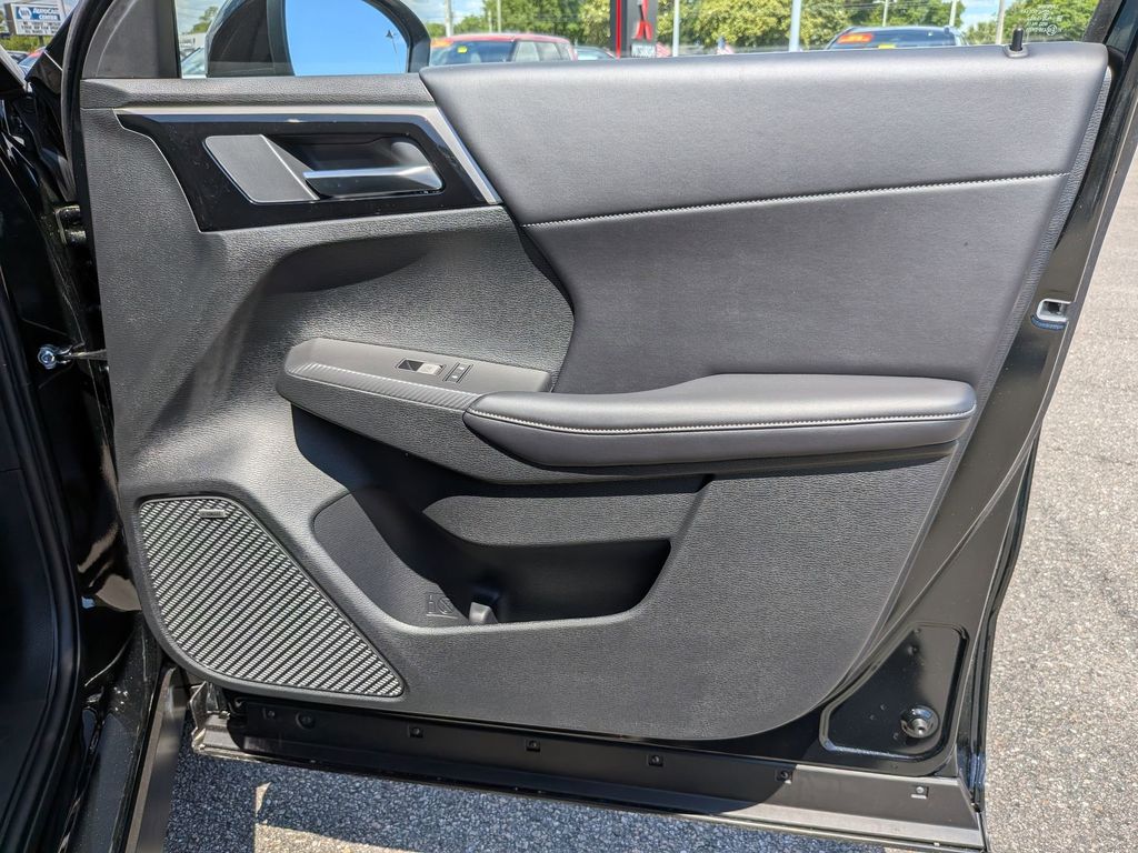 2026 Mitsubishi Outlander LE Black Diamond at D&E Mitsubishi