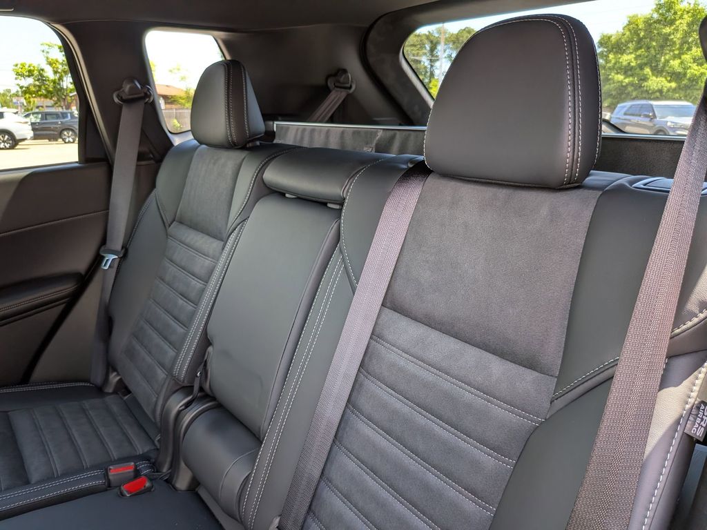 2026 Mitsubishi Outlander LE Black Diamond at D&E Mitsubishi