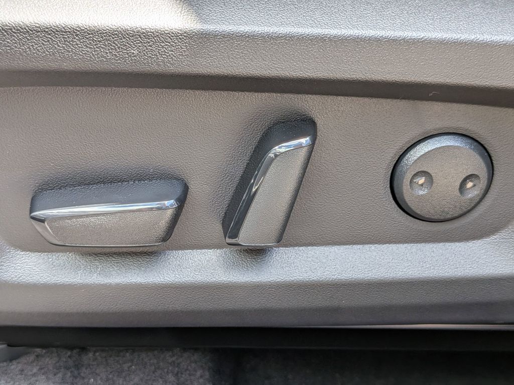 2026 Mitsubishi Outlander LE Graphite Gray at D&E Mitsubishi