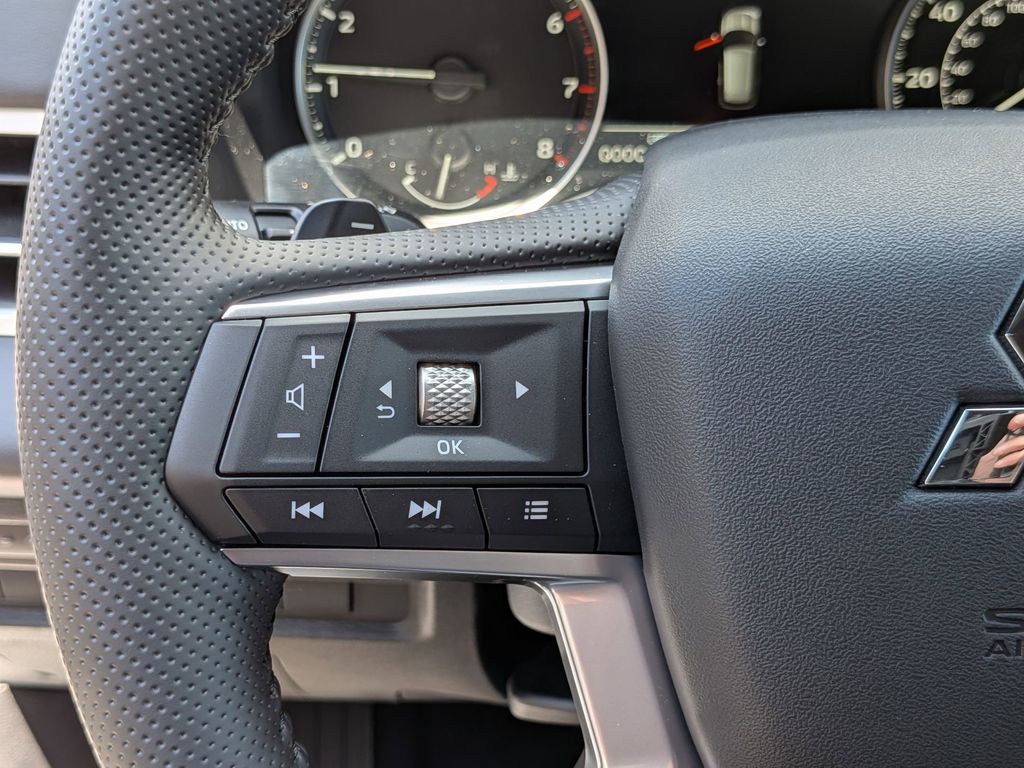 2026 Mitsubishi Outlander LE White Diamond at D&E Mitsubishi