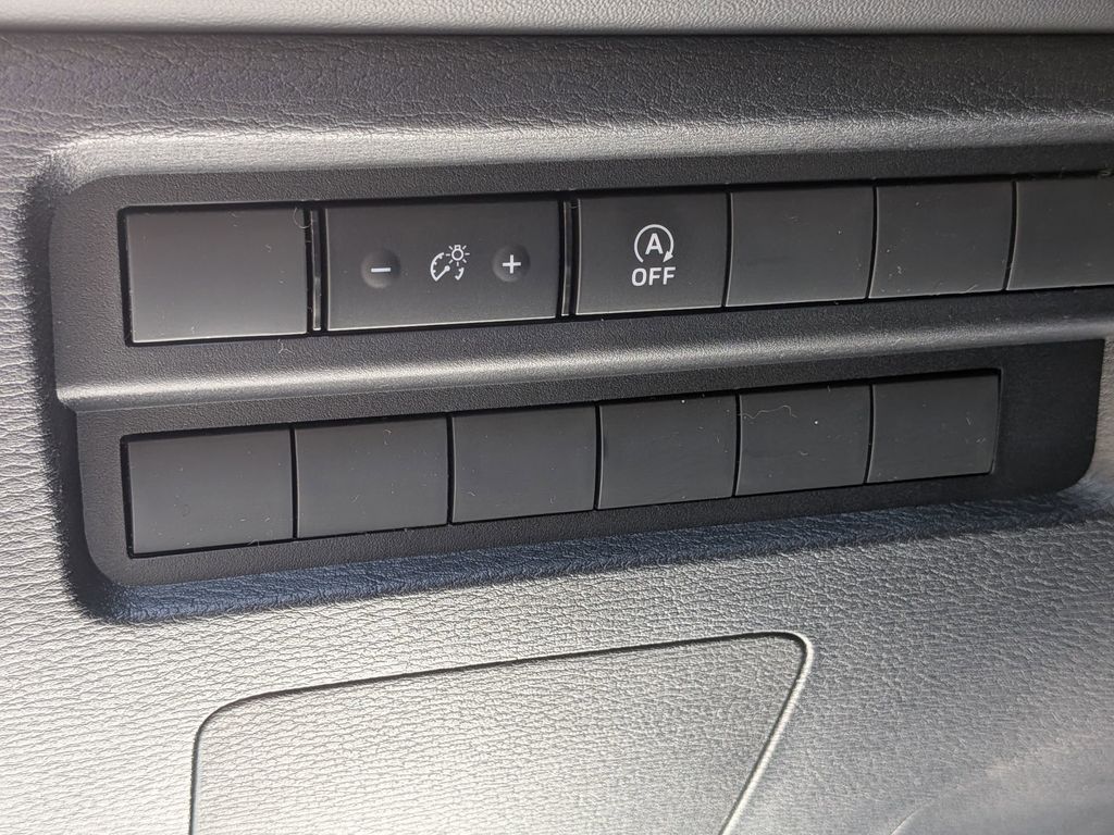 2026 Mitsubishi Outlander LE White Diamond at D&E Mitsubishi